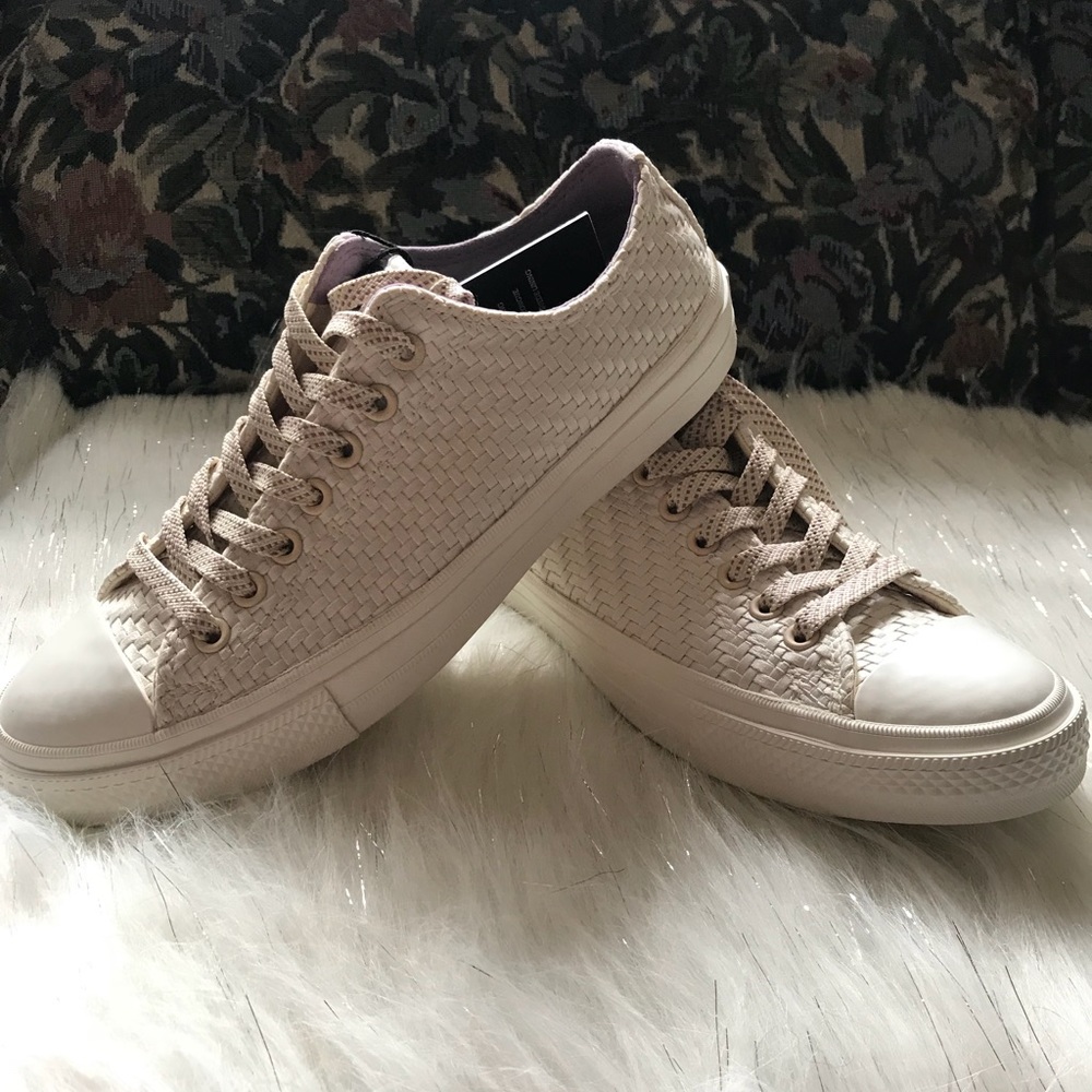 NIB Converse Woven Sneakers